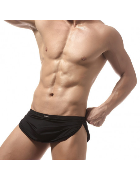 Эротические шортики с разрезом по бокам G77